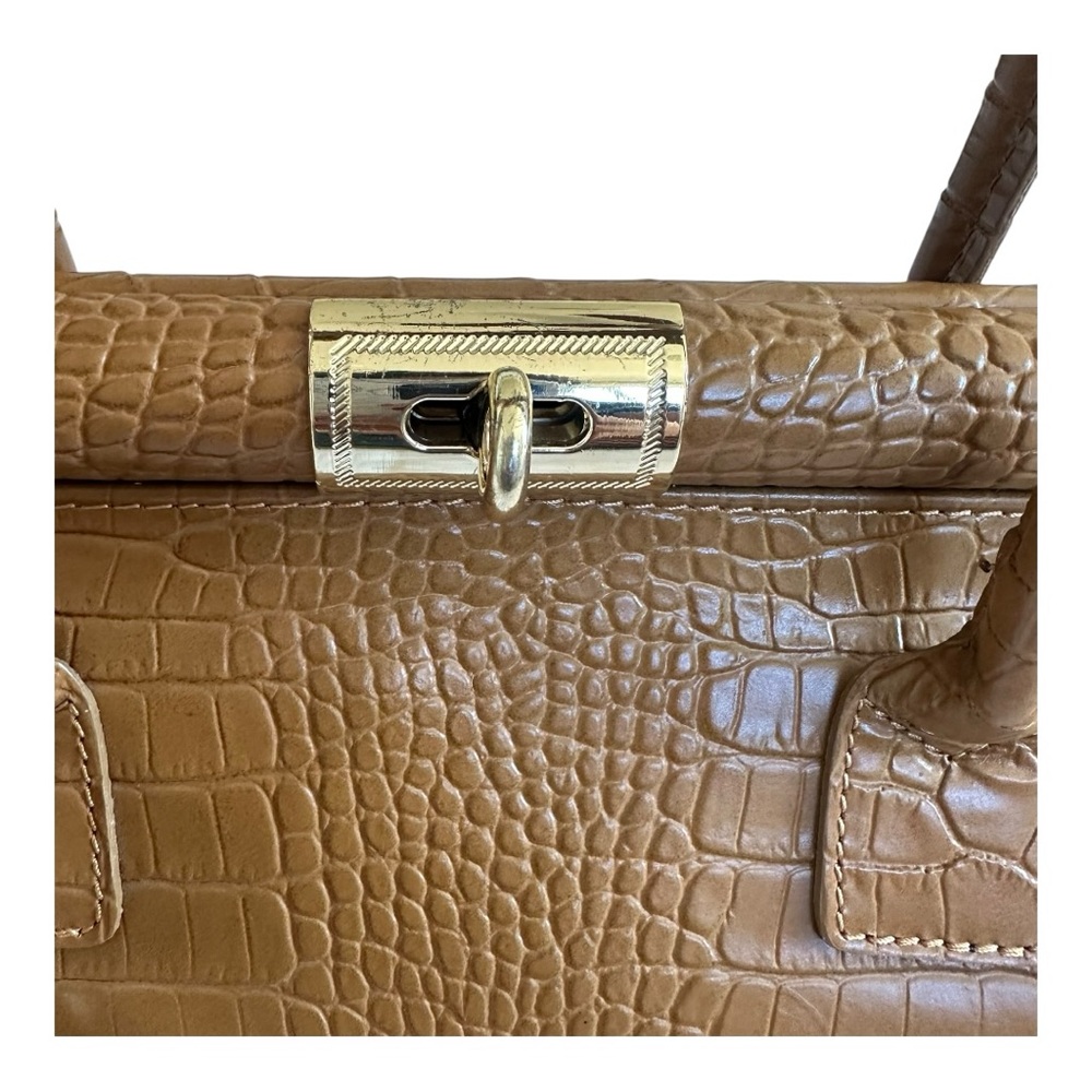Italian Made Crocodile Embossed Genuine Leather Handbag Gold Hardware Turnlock - Picture 3 of 16